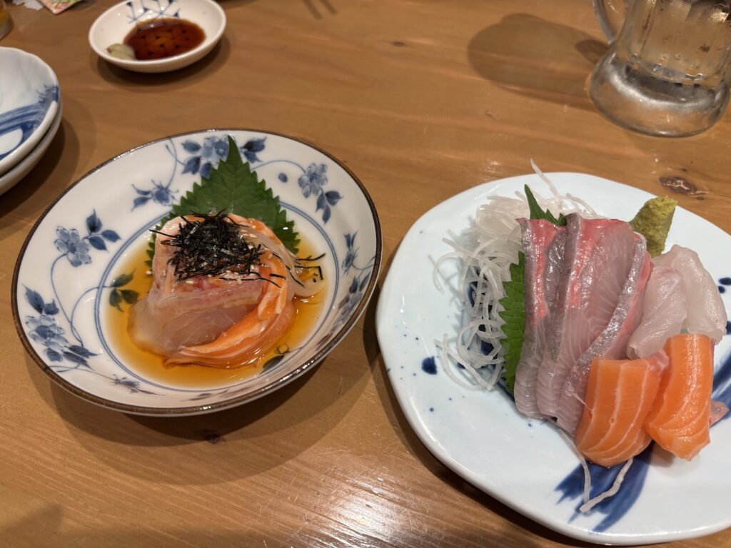 刺身3種盛りと海鮮ユッケ