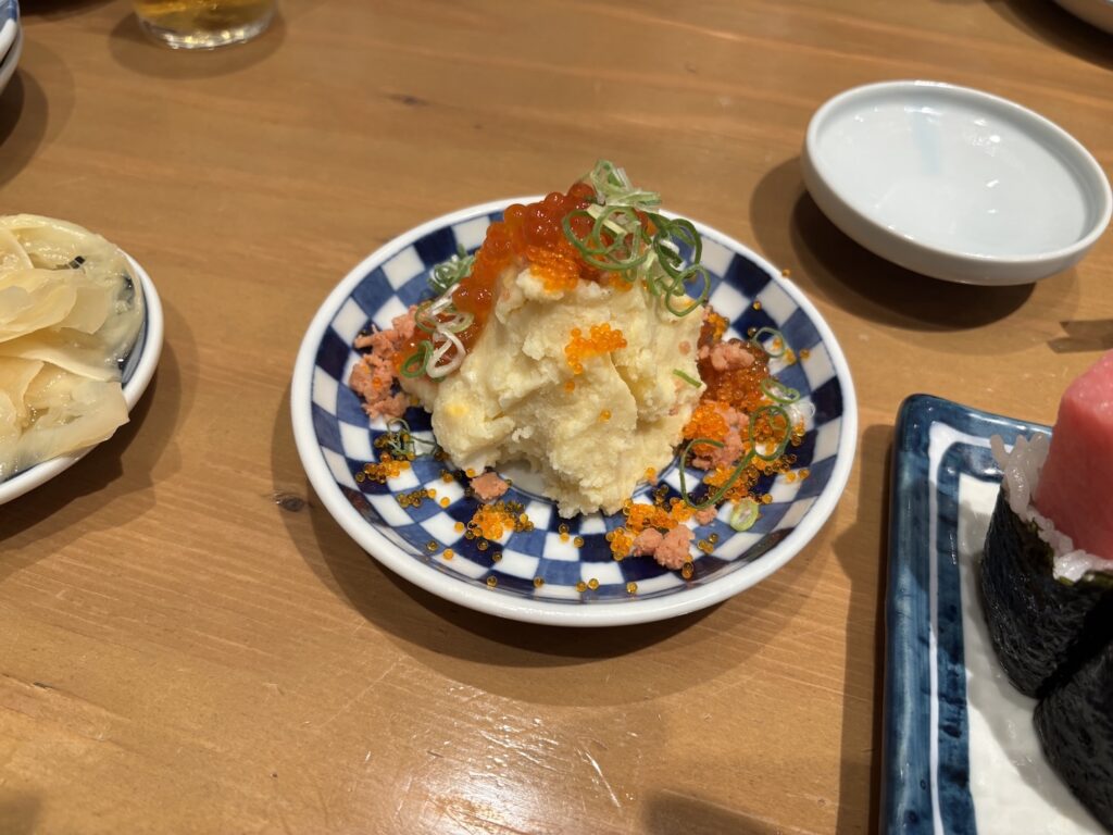 すし屋のポテサラ