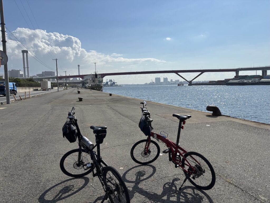 摩耶埠頭で待ち合わせ